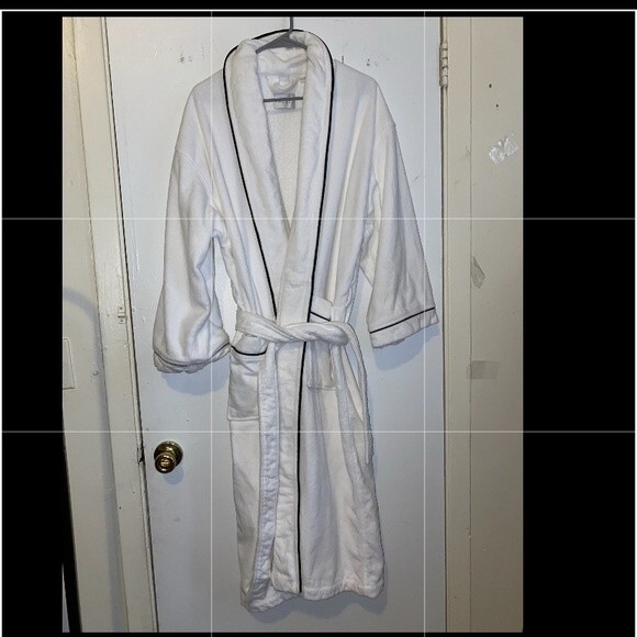 Frette Robe - Picture 2 of 4